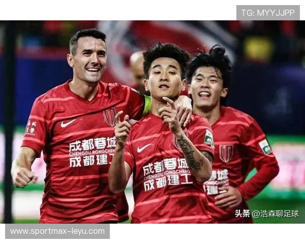 成都蓉城赛季回顾：惊艳表现却遭河南三杀，提前退出中超冠军争夺